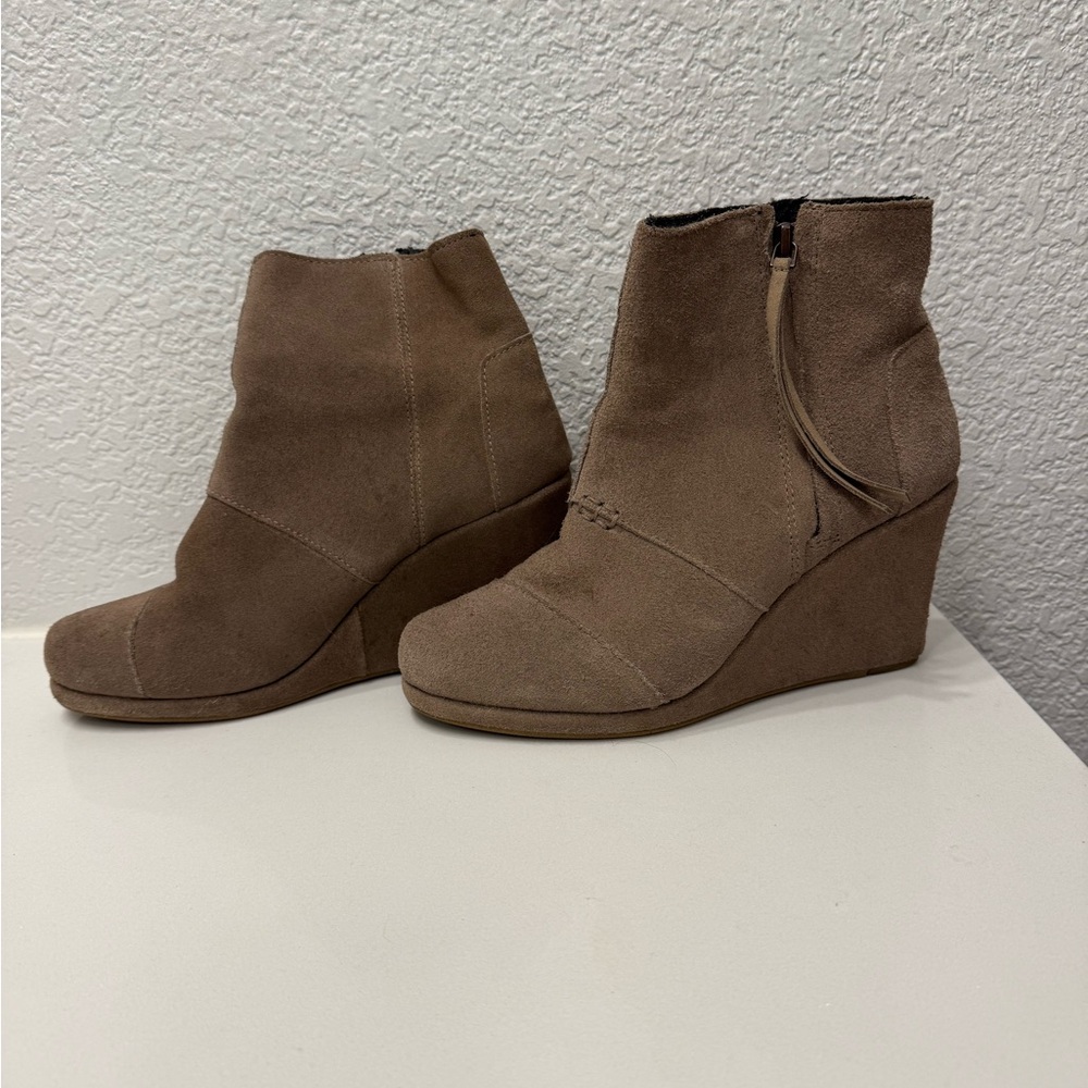 Toms Brown Suede Wedge Ankle Boots